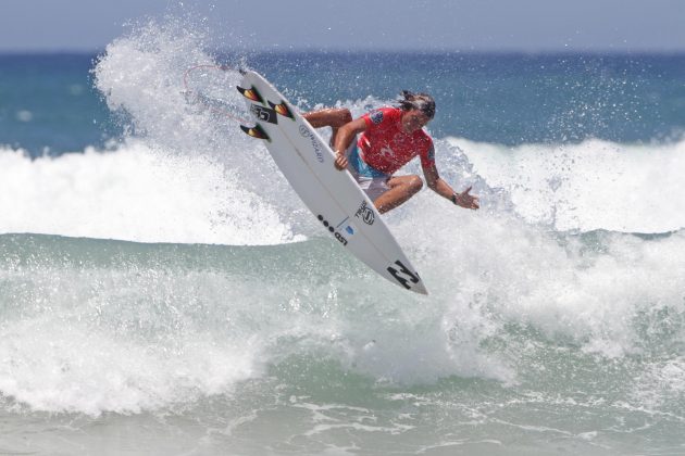 Eduardo Motta Rip Curl Grom Search, Geribá, em Búzios (RJ). Foto: Daniks Fischer.