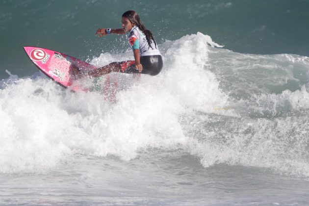 Sophia Medina Rip Curl Grom Search, Geribá, Búzios (RJ). Foto: Patrícia Lelot.