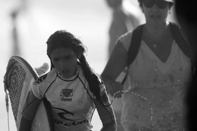 Sophia Medina Rip Curl Grom Search, Geribá, Búzios (RJ). Foto: Patrícia Lelot.