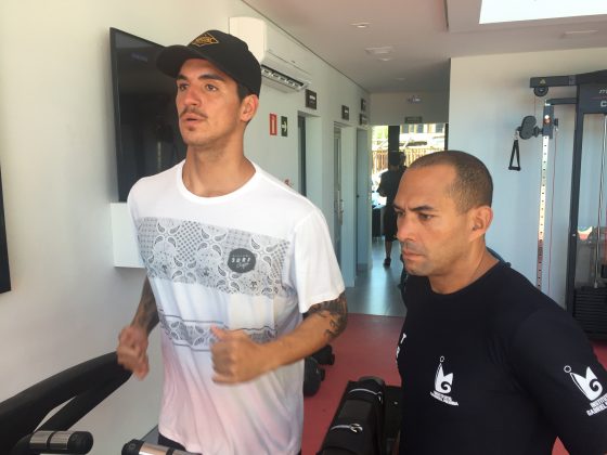 Mais focado, Gabriel Medina intensifica treinos visando abertura do Tour na Austrália. Foto: Fábio Maradei.