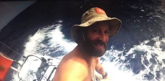 Chris Bertish cada vez mais perto de cruzar o Atlântico remando de SUP