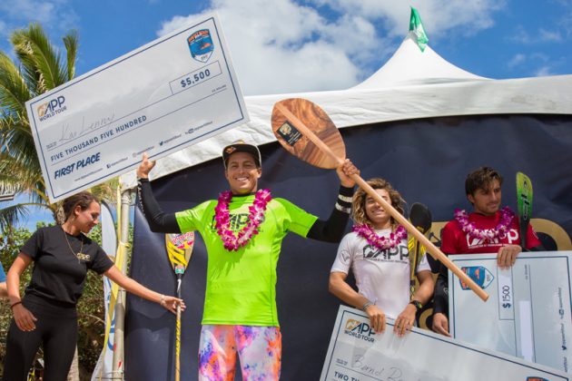 Pódio masculino. Sunset Beach Pro 2017. Foto: Brian Bielmann.