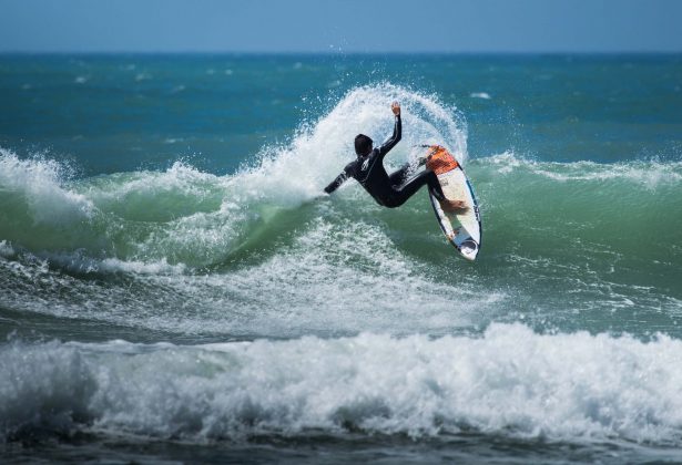 Leo Barcelos, Praia da Ferrugem, Garopaba. Foto: Manoel Rene.