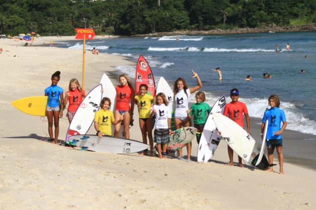 Instituto Gabriel Medina completa um mês de atividades em Maresias, São Sebastião. Foto: Aleko Stergiou.