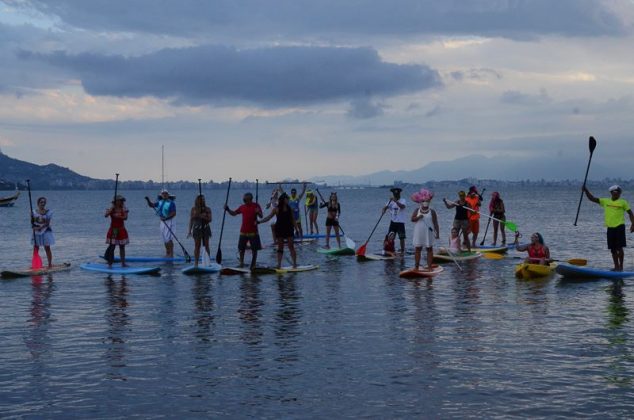 Carna SUP Sambaqui, Florianópolis (SC). Carnaval 2017. Foto: Miguel Soares.