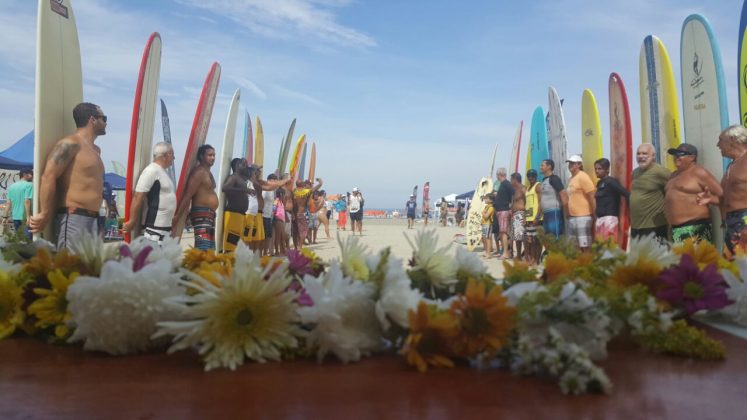 Prancha Oca Santos Longboard Festival reúne santistas no Quebra-Mar. Foto: Divulgação.