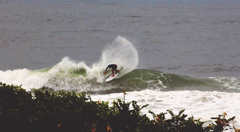 Kaique de Oliveira Board Co. Champion, Praia Brava, Itajaí. Foto: The Cave Productions.