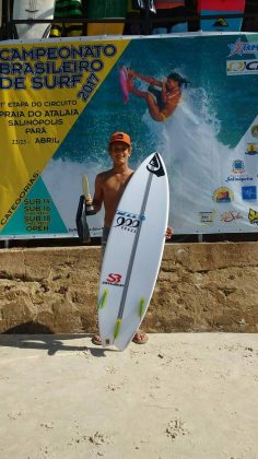 Daniel Templar (RJ) primeira etapa CBSurf Tour, Praia de Atalaia, Salinópolis (PA). Foto: Guto Delgado.