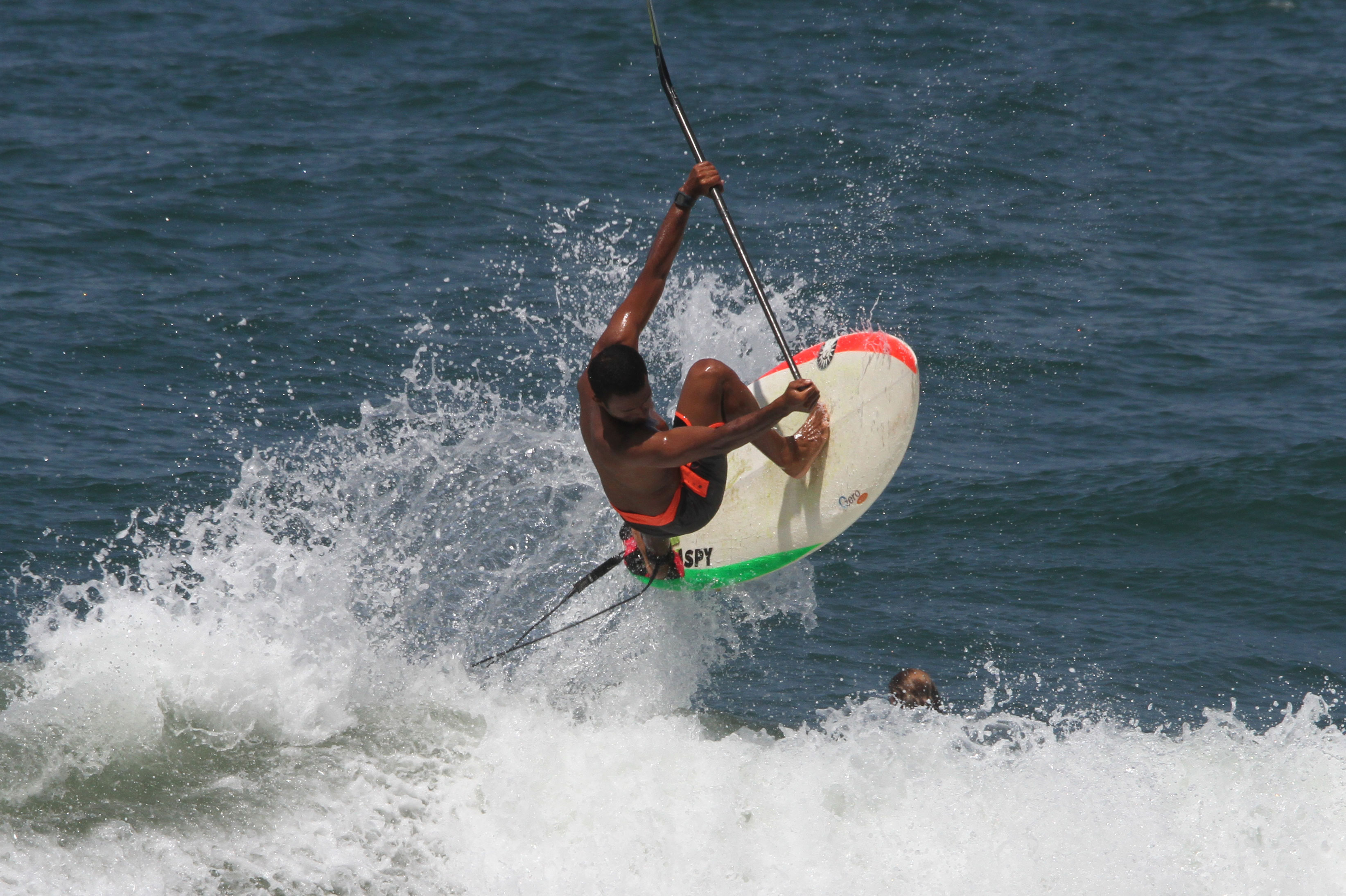 Luiz Diniz – SUP Surf Ultra Progressivo