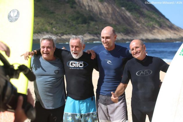 Todaro, Gilo, Homero e Punaro primeira etapa do Circuito AS, praia de Itacoatiara (RJ). Foto: Dunbar.