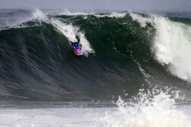 Kalani Lattanzi primeira etapa do Circuito AS, praia de Itacoatiara (RJ). Foto: Dunbar.