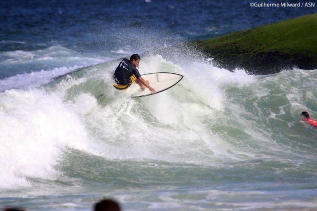 Jose Eduardo Manier primeira etapa do Circuito AS, praia de Itacoatiara (RJ). Foto: Dunbar.