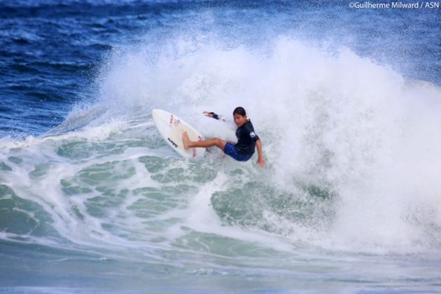 Pedro Henrique Canero primeira etapa do Circuito AS, praia de Itacoatiara (RJ). Foto: Dunbar.