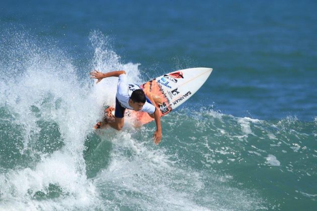 Caio Costa  Hang Loose Surf Attack, Maresias, São Sebastião. Foto: Munir El Hage.