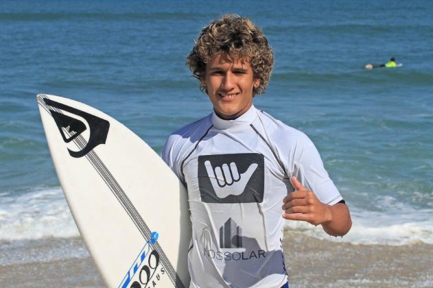 Daniel Templar Hang Loose Surf Attack, Maresias, São Sebastião. Foto: Munir El Hage.