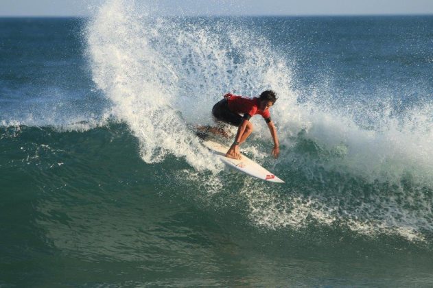 Diego Aguiar Hang Loose Surf Attack, Maresias, São Sebastião. Foto: Munir El Hage.