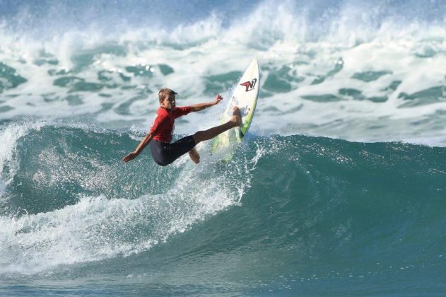 Fernando John John Hang Loose Surf Attack, Maresias, São Sebastião. Foto: Munir El Hage.