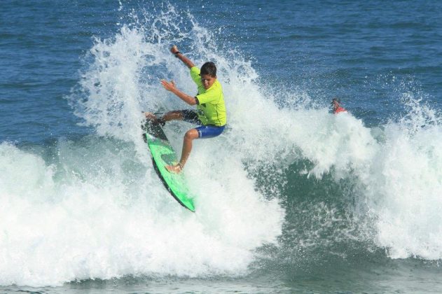 Gabriel Dias Hang Loose Surf Attack, Maresias, São Sebastião. Foto: Munir El Hage.