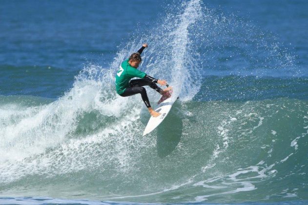 Jeronimo Barros Hang Loose Surf Attack, Maresias, São Sebastião. Foto: Munir El Hage.