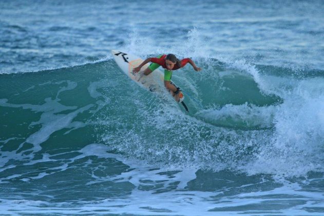 Murillo Coura Hang Loose Surf Attack, Maresias, São Sebastião. Foto: Munir El Hage.