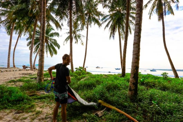 Jean da Silva, Lances Right, Mentawai. Foto: Kinza | Chama Filmes.