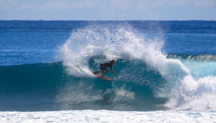 Jean da Silva, Lances Right, Mentawai. Foto: Kinza | Chama Filmes.