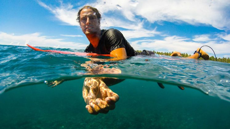 Jean da Silva, Lances Right, Mentawai. Foto: Kinza | Chama Filmes.