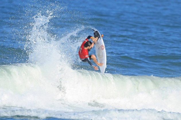 Tales Araujo segunda etapa do Maresia Paulista de Surf Profissional, Praia Grande, Ubatuba. Foto: Munir El Hage.