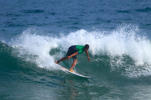 Gustavo Andrade, Maresias, São Sebastião (SP). Foto: Aleko Stergiou.