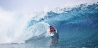 Expectativa em Teahupoo