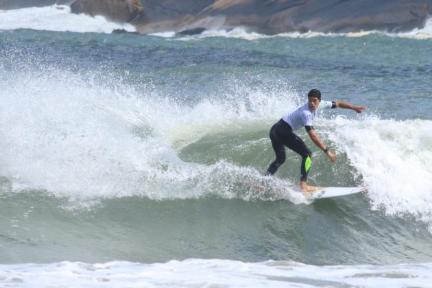 Gabriel André, Rip Curl Guarujá Open 2017, Praia do Guaiúba. Foto: Silvia Winik.