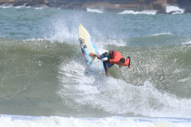 Guilherme Silva, Rip Curl Guarujá Open 2017, Praia do Guaiúba. Foto: Silvia Winik.