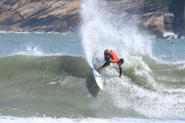 Guilherme Silva, Rip Curl Guarujá Open 2017, Praia do Guaiúba. Foto: Silvia Winik.