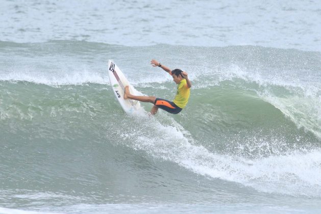 Luan Hanada, Rip Curl Guarujá Open 2017, Praia do Guaiúba. Foto: Silvia Winik.