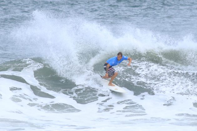 Nathan Brandi, Rip Curl Guarujá Open 2017, Praia do Guaiúba. Foto: Silvia Winik.