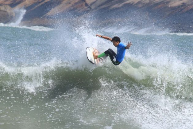 Renan Hanada, Rip Curl Guarujá Open 2017, Praia do Guaiúba. Foto: Silvia Winik.