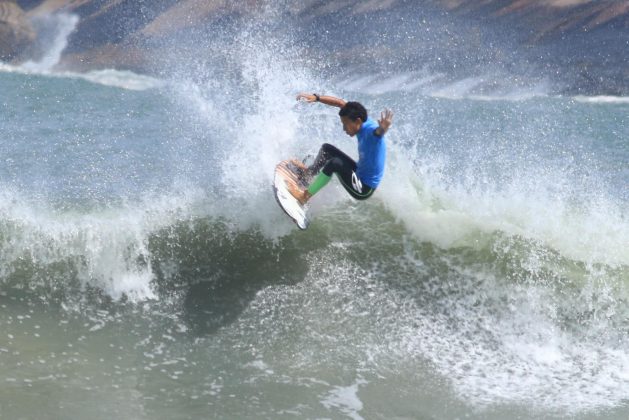 Renan Hanada, Rip Curl Guarujá Open 2017, Praia do Guaiúba. Foto: Silvia Winik.