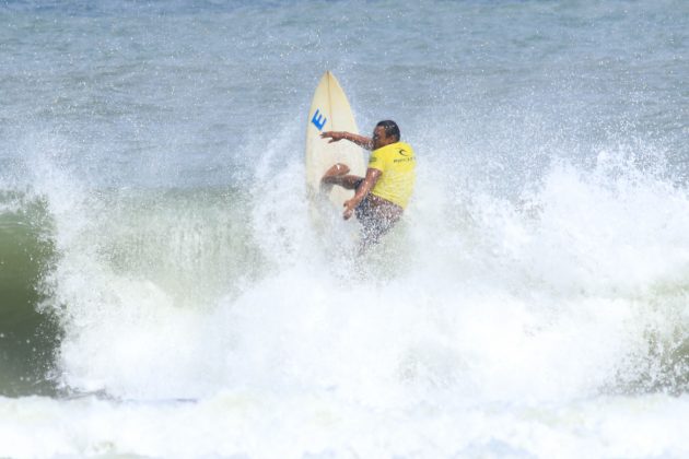 Ricardo Silva, Rip Curl Guarujá Open 2017, Praia do Guaiúba. Foto: Silvia Winik.