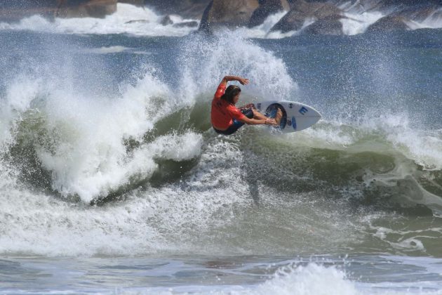 Samuel Alves, Rip Curl Guarujá Open 2017, Praia do Guaiúba. Foto: Silvia Winik.