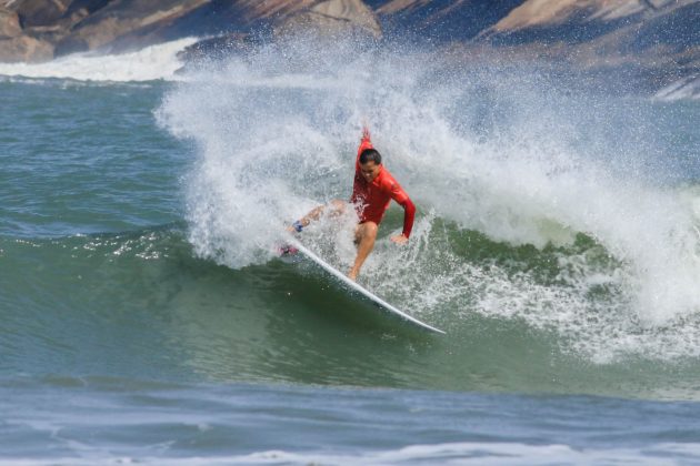 Juliana Meneghel, Rip Curl Guarujá Open 2017, Praia do Guaiúba. Foto: Silvia Winik.