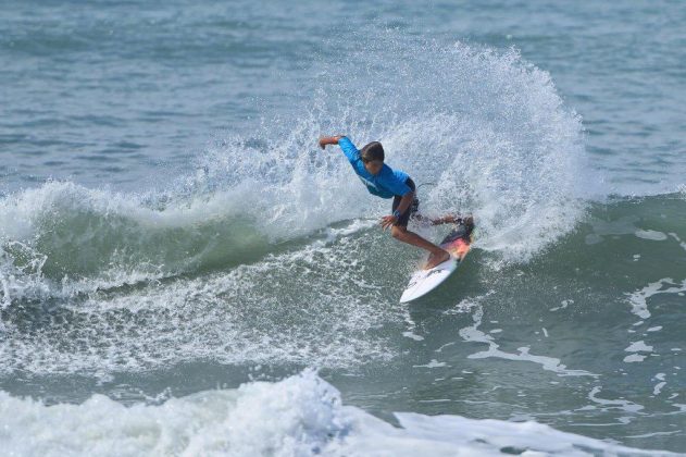 Daniel Adisaka, Hang Loose Surf Attack 2017, Praia Grande, Ubatuba (SP). Foto: Munir El Hage.