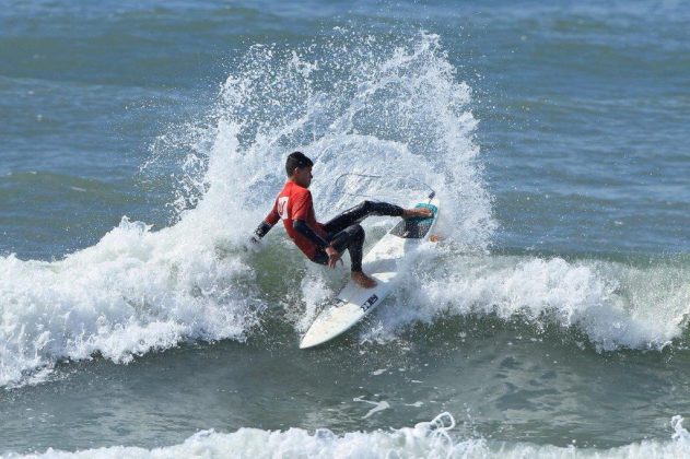 Gabriel Nieba, Hang Loose Surf Attack 2017, Praia Grande, Ubatuba (SP). Foto: Munir El Hage.