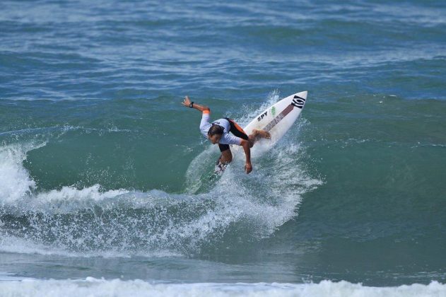 Luan Hanada, Hang Loose Surf Attack 2017, Praia Grande, Ubatuba (SP). Foto: Munir El Hage.