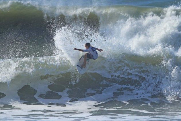 Caio dos Santos, Hang Loose Surf Attack 2017, Praia Grande, Ubatuba (SP). Foto: Munir El Hage.