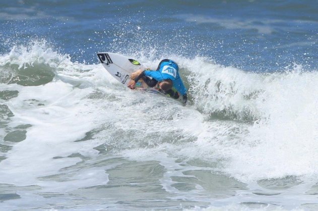 Ryan Coelho, Hang Loose Surf Attack 2017, Praia Grande, Ubatuba (SP). Foto: Munir El Hage.