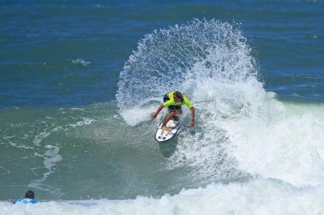 Luiz Mendes, Nossolar Hang Loose Surf Attack 2017, Praia Grande, Ubatuba (SP). Foto: Munir El Hage.