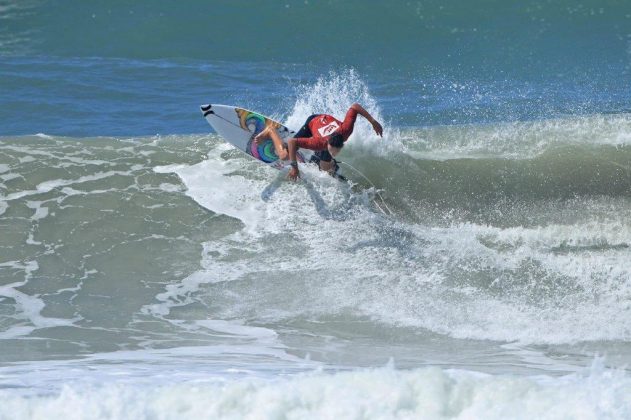 Wallace Vasco, Nossolar Hang Loose Surf Attack 2017, Praia Grande, Ubatuba (SP). Foto: Munir El Hage.