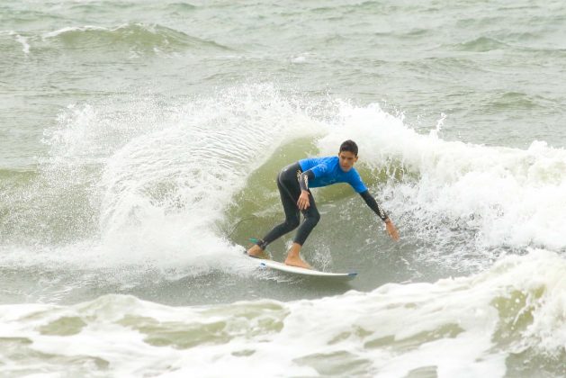 Bruno Nieba, Rip Curl Guarujá Open 2017, praia das Astúrias. Foto: Silvia Winik.