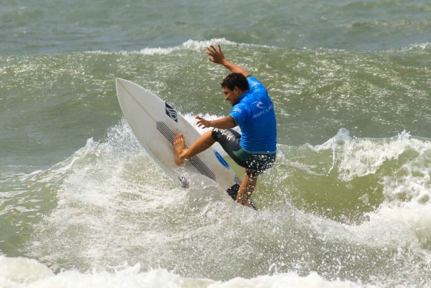 Kaipo Gonçalves, Rip Curl Guarujá Open 2017, praia das Astúrias. Foto: Silvia Winik.