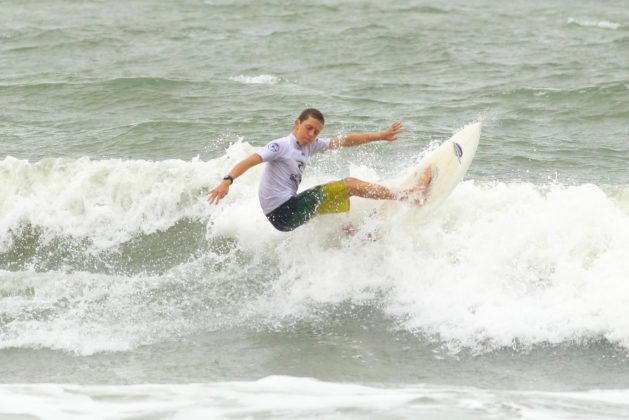 Pedro Pupo, Rip Curl Guarujá Open 2017, praia das Astúrias. Foto: Silvia Winik.